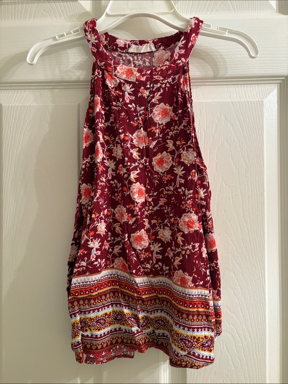 Women’s Sleeveless Floral Halter Tank Top - Burgundy